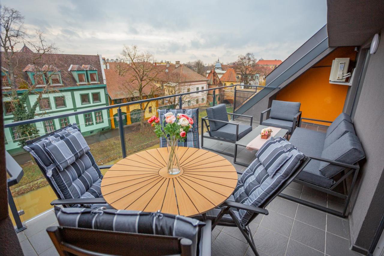 Viktoria Apartman Gyula Exteriér fotografie